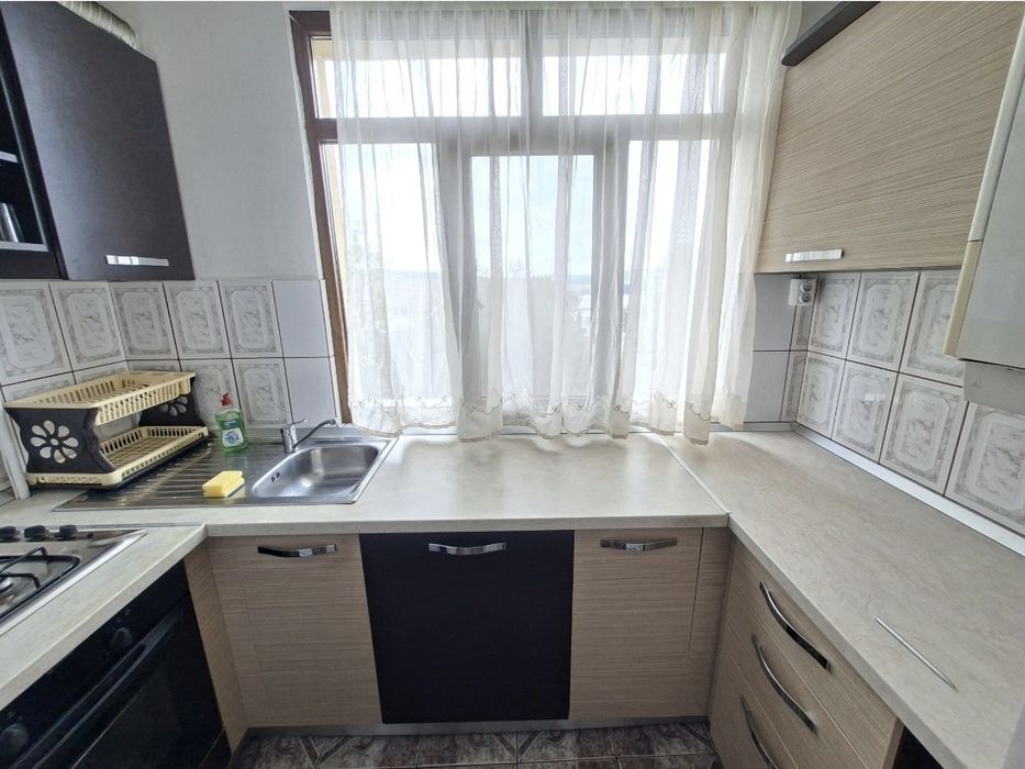 Inchiriere Apartament 2 camere la etajul 3