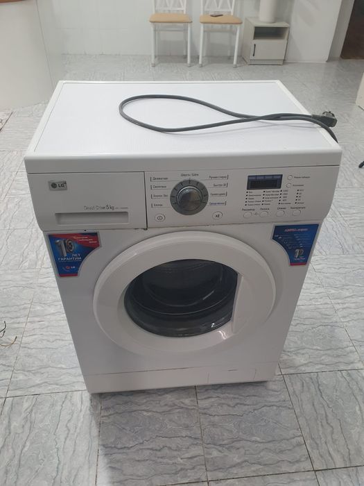 Стиральный LG . 5 кг