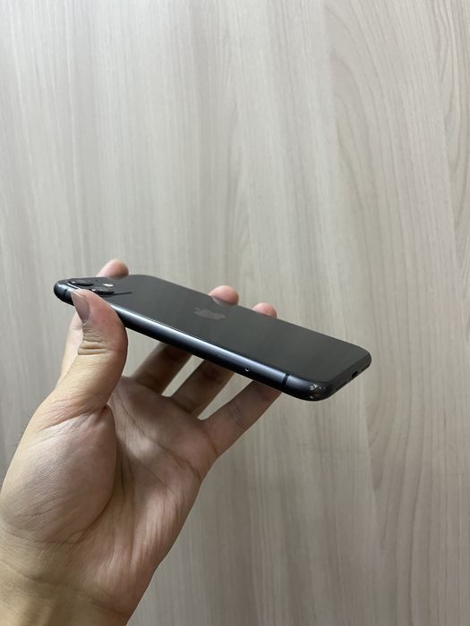 Продам Айфон 11  128GB 78%