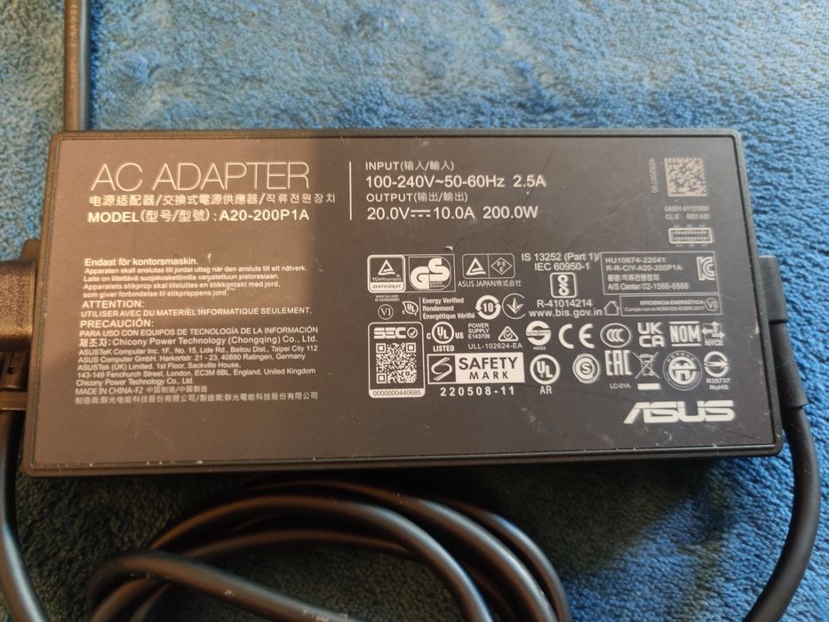 Incarcator Asus A20-200P1A 200W 20V/10A Mufa Pătrata