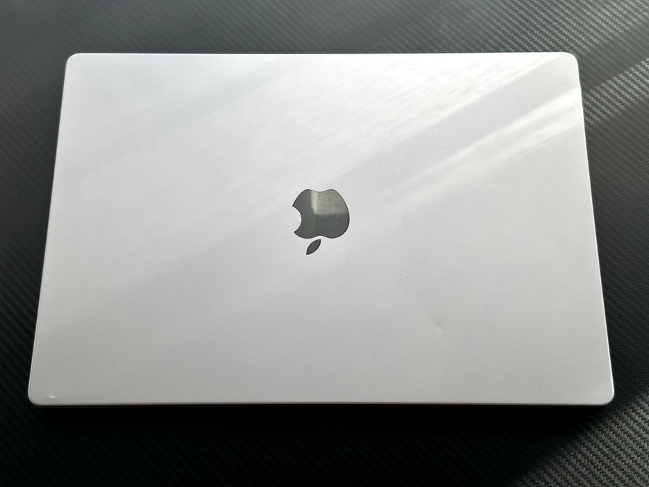 Macbook Pro 16" M1 Pro 16gb\500gb