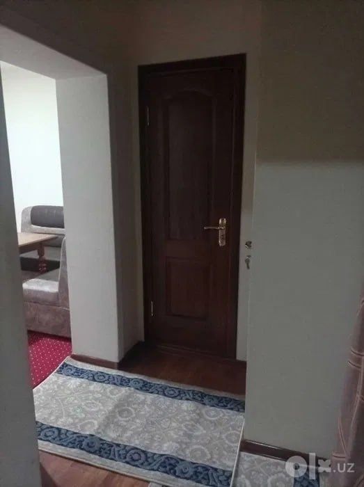 Квартира на Караташ -колледж Бенькова 3/1/4 общ пл 80м ,балкон 2*6