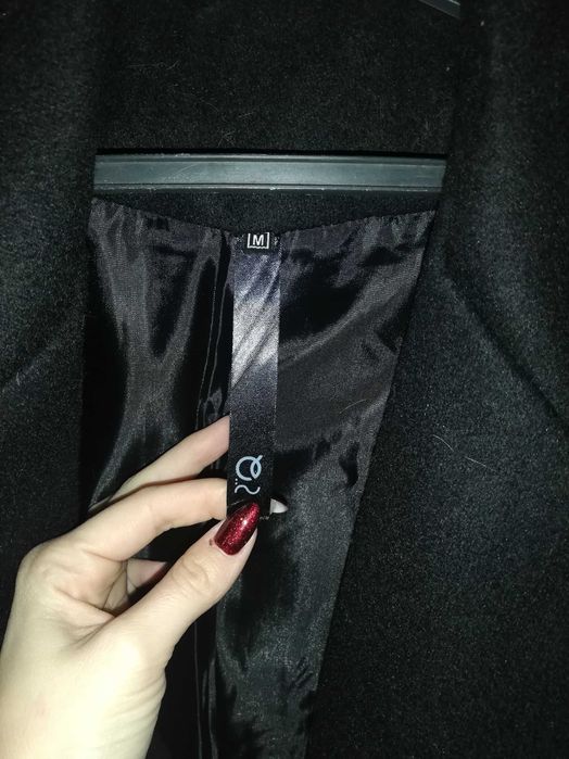 Палто черно вълна вталено размер М Евис