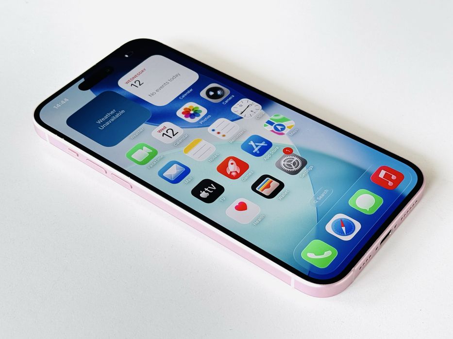 Iphone 15 Plus 128GB Pink Гаранция 6 месеца