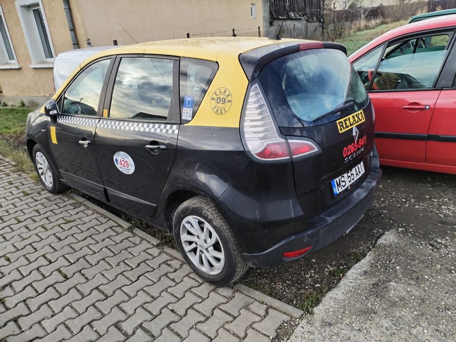 Loc Taxi Renault Scenic 1.5 dci Citroen C Elysee  1.5 diesel