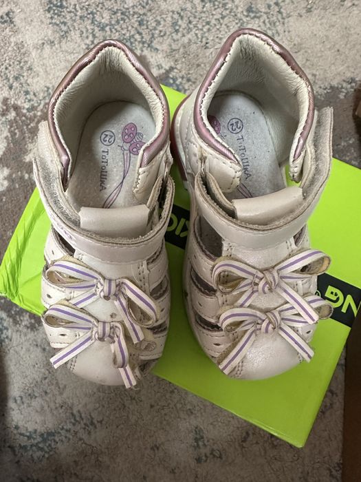 Vicco босаножки, H&M кеды на липучках ТоТоШка босаножки кожанные