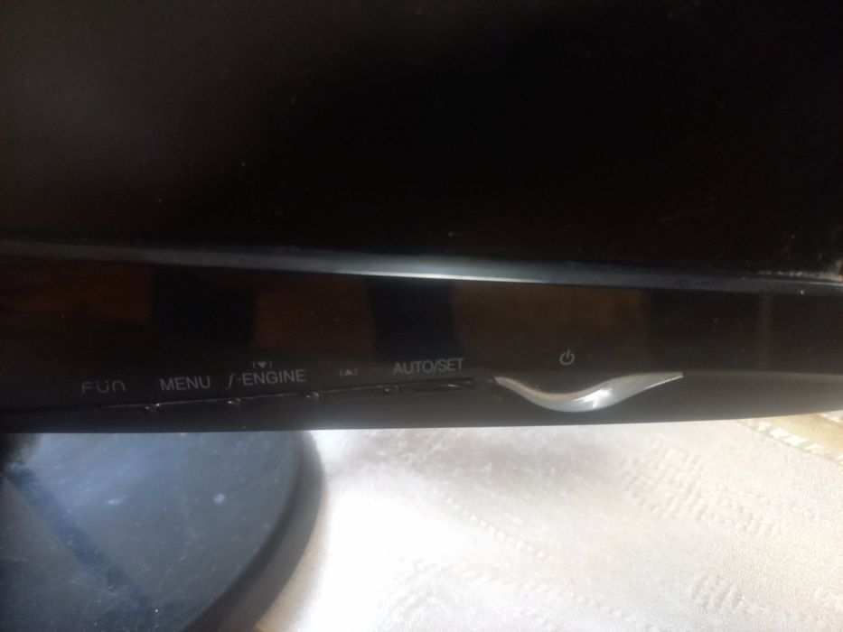 Монитор LG 60hz full hd