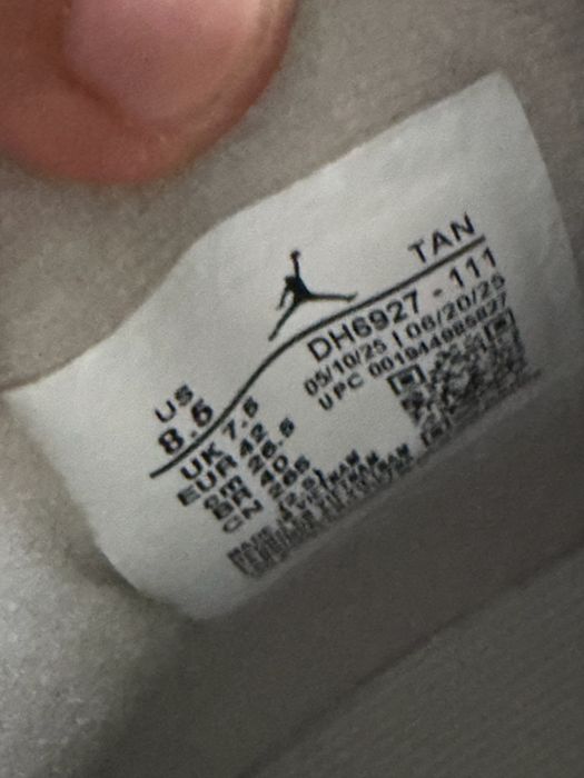 Air Jordan 4 Retro "Military Black"