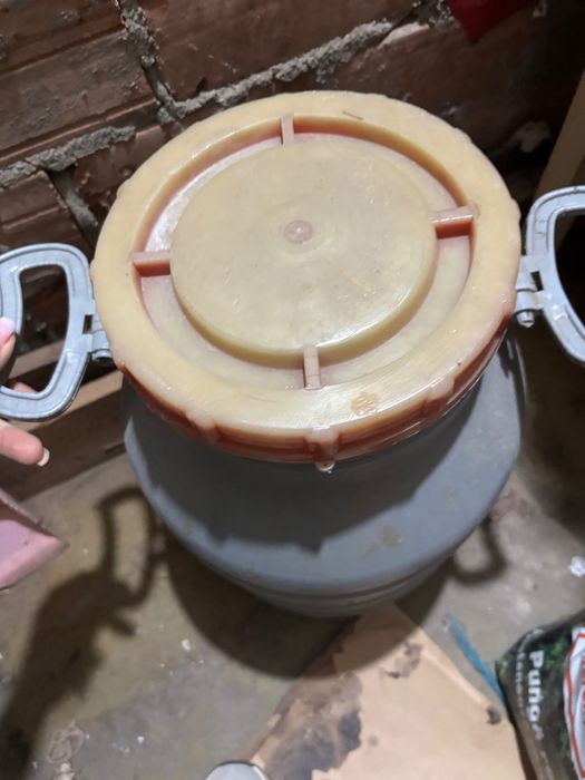 Butoi plastic mediu muraturi
