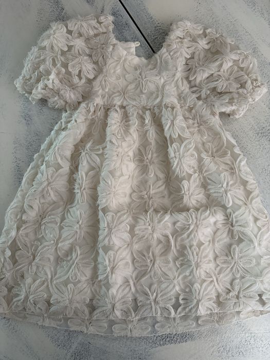 Рокля с 3D цветя Zara , 3-4 годинки