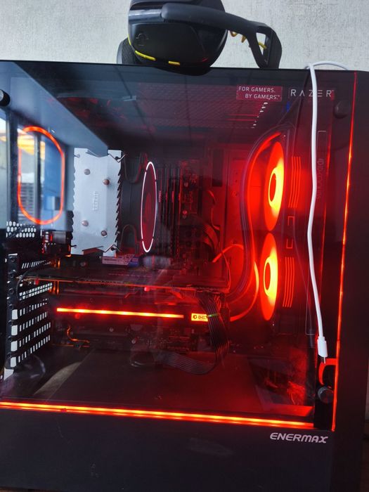 продают комплект пк