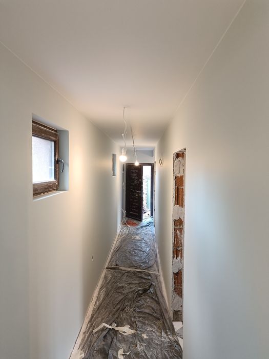 Боядисване, декоративни мазилки, фина шпакловка и всякакви корекции