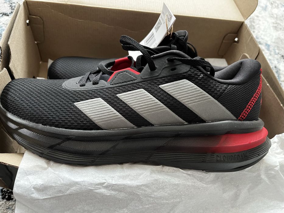 Оригинални маратонки Adidas Galaxy 7 M