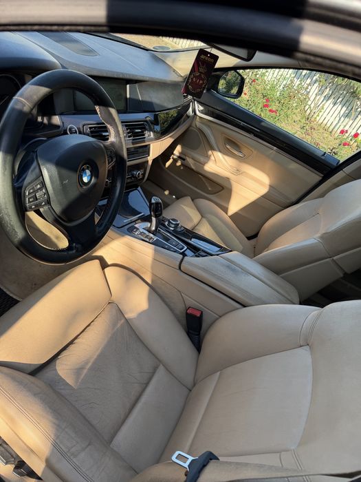 BMW 525D Xdrive 218HP heads up/Trapa/ pachet comfort