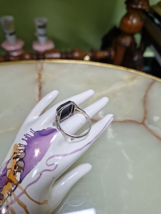 Стар Уникален антикварен сребърен пръстен с черен оникс