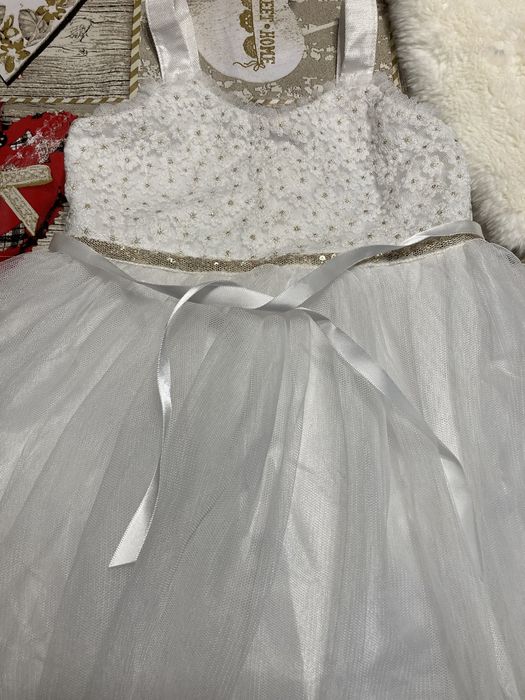 Rochita cu bolero de blana