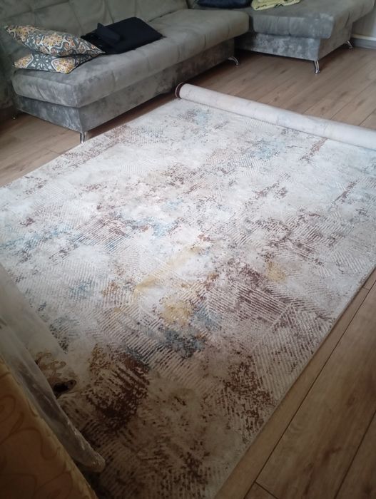 Ковёр в отличном состоянии!