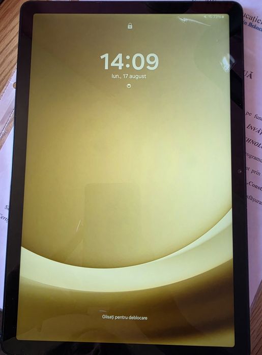Samsung Tab A9+.