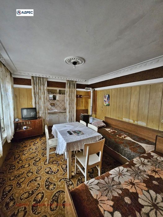 Продава се Етаж от къща в Плевен, Сторгозия - 83 кв.м за 891 €/кв.м - Снимка #3