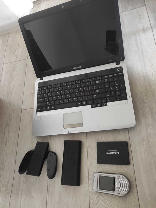 Самсунг Ноутбук ssd телефон