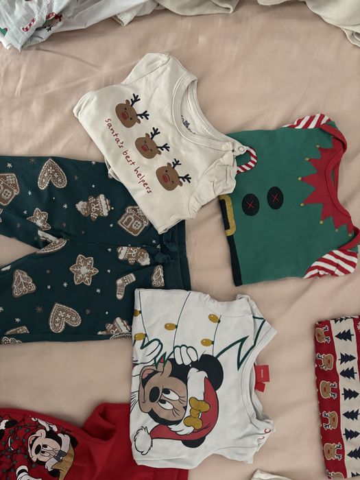 Lot hainute de Craciun marimea 74 pentru copii