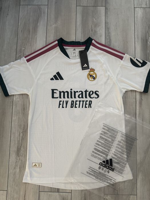 Tricou Real Madrid home cu Mbappe 26/27