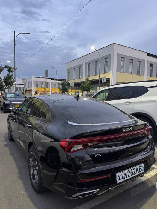 Kia K5 2023 bez lyuk