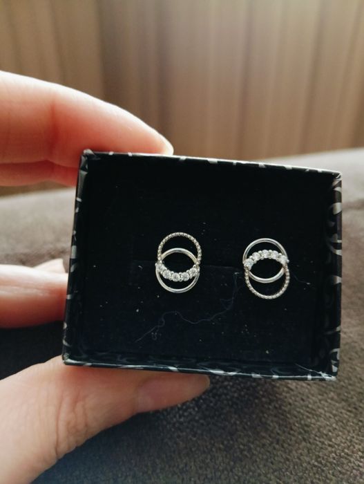 Сребърни обеци с винт