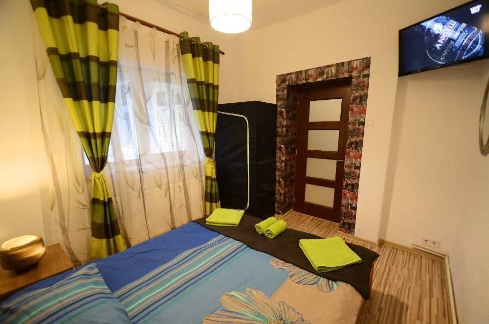 Proprietar inchiriez studio în centrul istoric, pet friendly