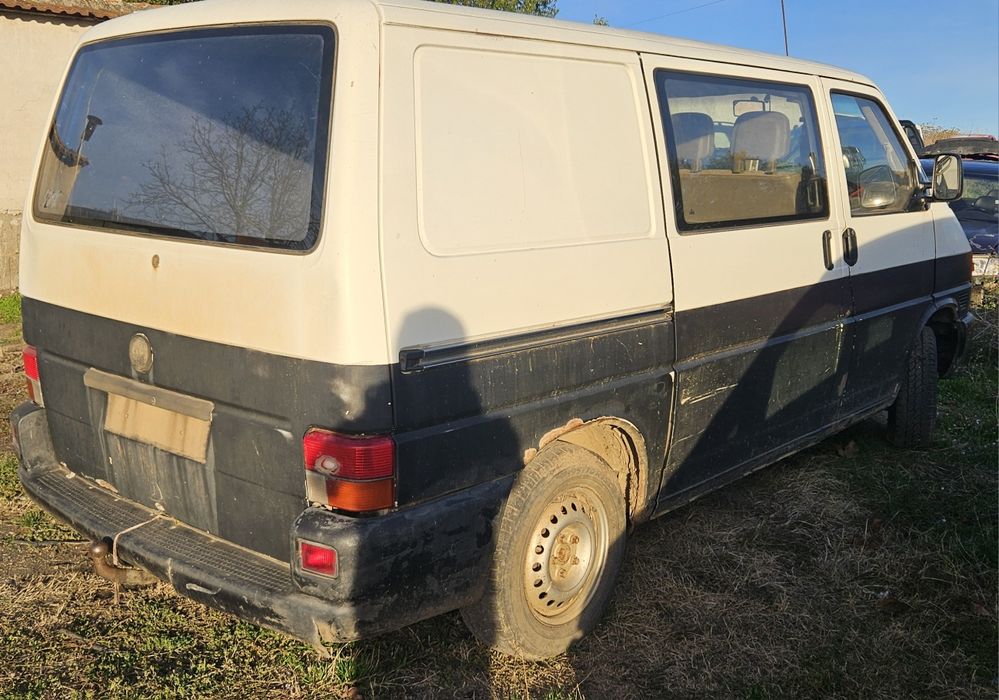 Фолксваген Транспортер Т4 2.4 на части VW Transporter T4 2.4 na chasti