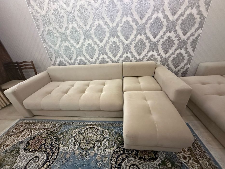 Диваны, комплект мягкой мебели