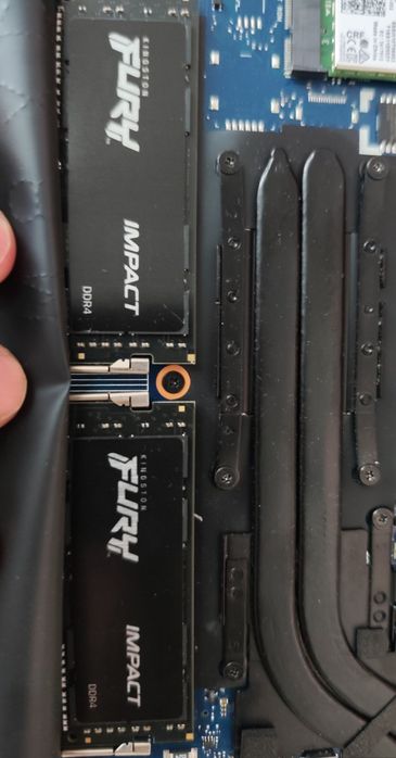 Продавам 64GB DDR4 за лаптоп