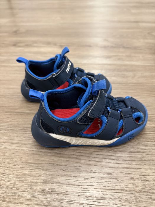 Детские сандали reima