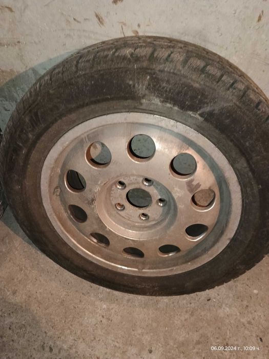 Зимни гуми с джанти -4бр