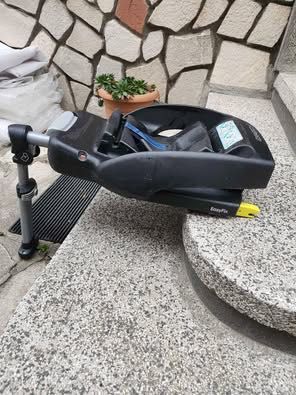 Maxi-Cosi Стол за кола и база