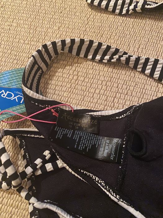 Costum de baie + ochelari de soare Accessorize