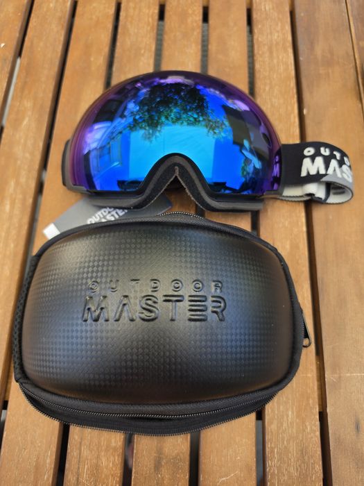 OutdoorMaster OTG ски/сноуборд очила – Нови, огледална леща + твърд калъф