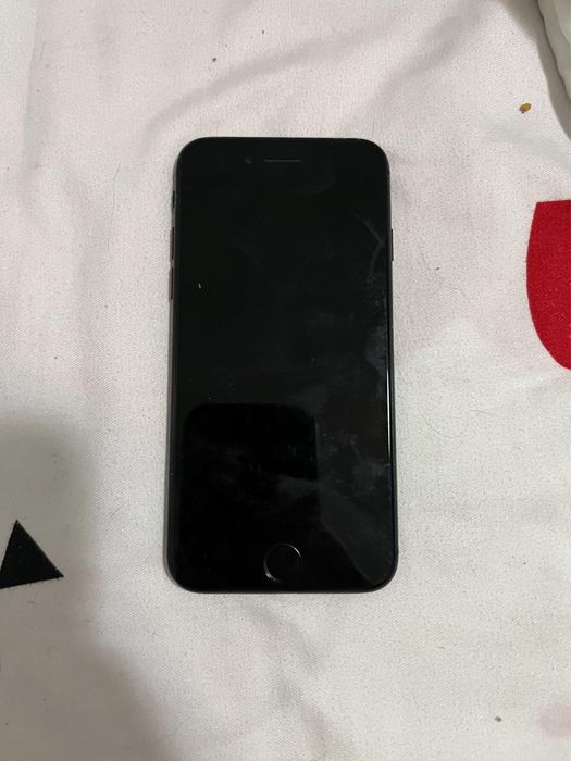 Vand iPhone 7 128gb