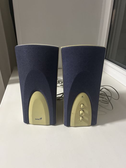 hp LaserJet 1005 series, модем TP-LINK, колонки, сетевой фильтр