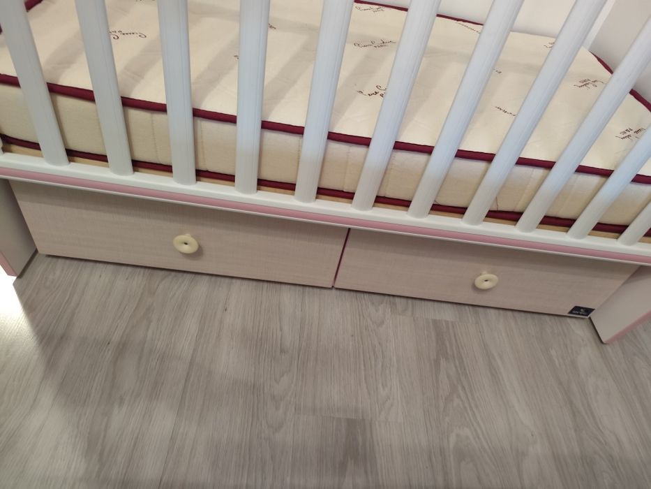 Бебешко дървено легло Lorelli Matrix Розово