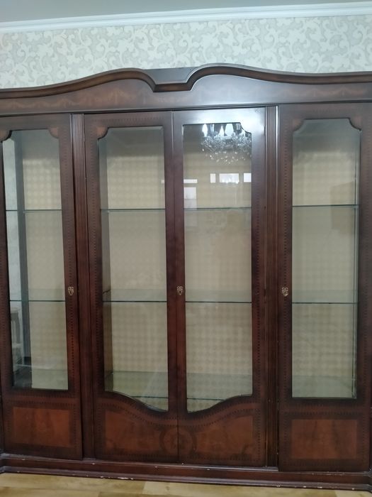 Қоңыр тусті горка сатылады.