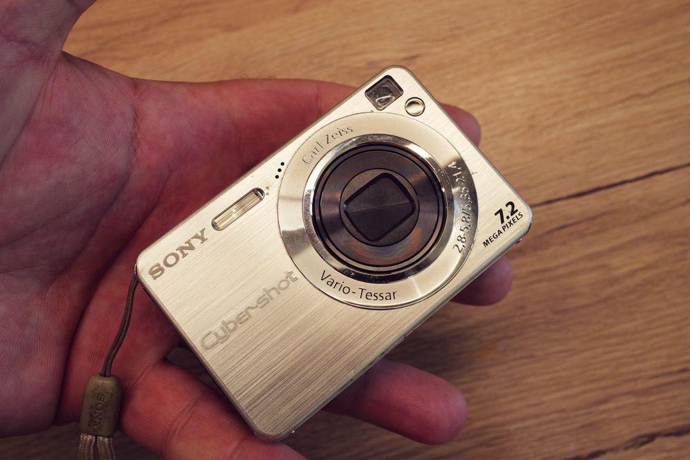 Aparat foto Sony Cybershot w110 Metal Pink lens Zeiss Digital instagram