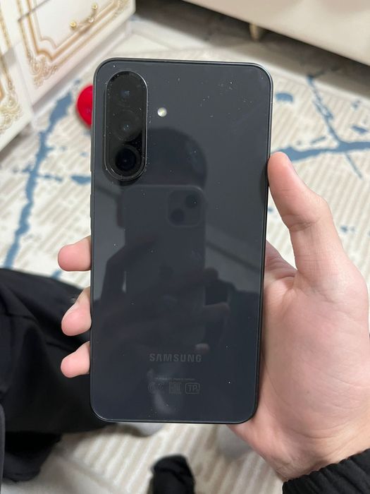 Обмен на айфон 3 телефона