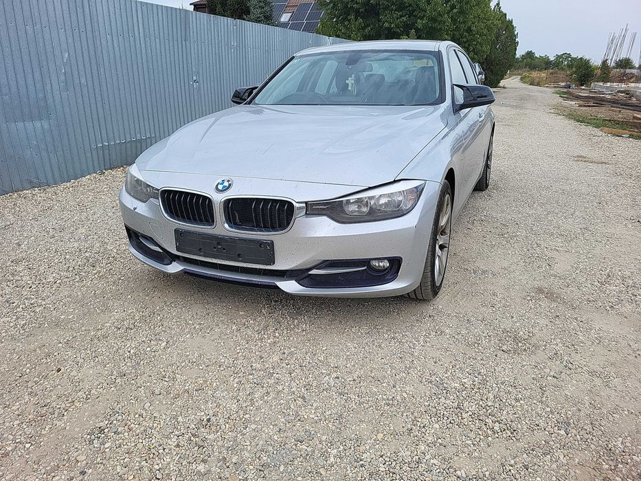 Tragar,calandru bmw f30 Piese Dezmembrez Dezmembrari BMW F30