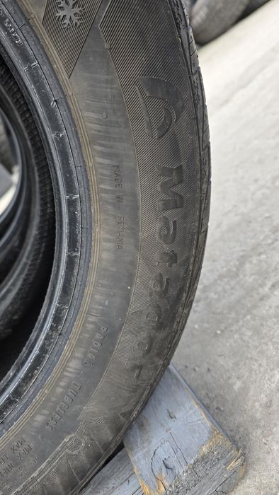 Anvelope de iarna 205-60r16 Matador