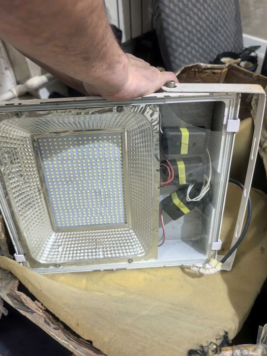 Продам аппаратуру и свет !