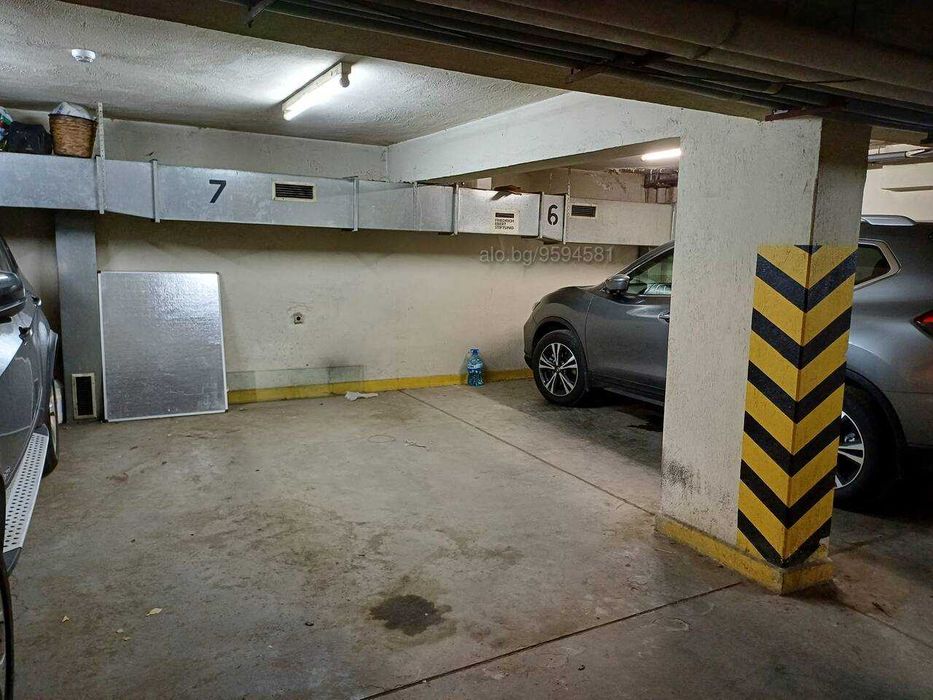 Дава се под наем Гараж / Паркомясто в София, Център - 13 кв.м за 248.88 € - Снимка #4