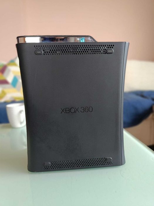 Xbox 360 със сензор Kinect
