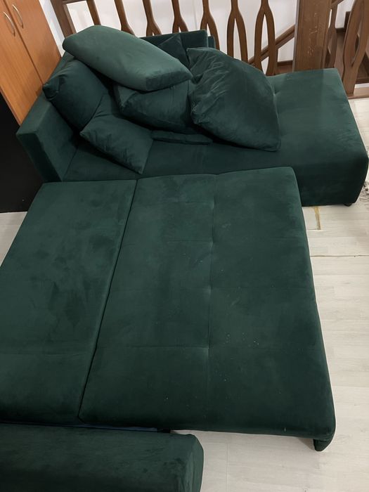 Canapea extensibila cu perne