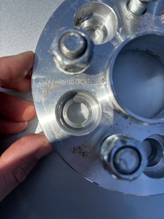 Фланци 5*100 25мм и 20мм